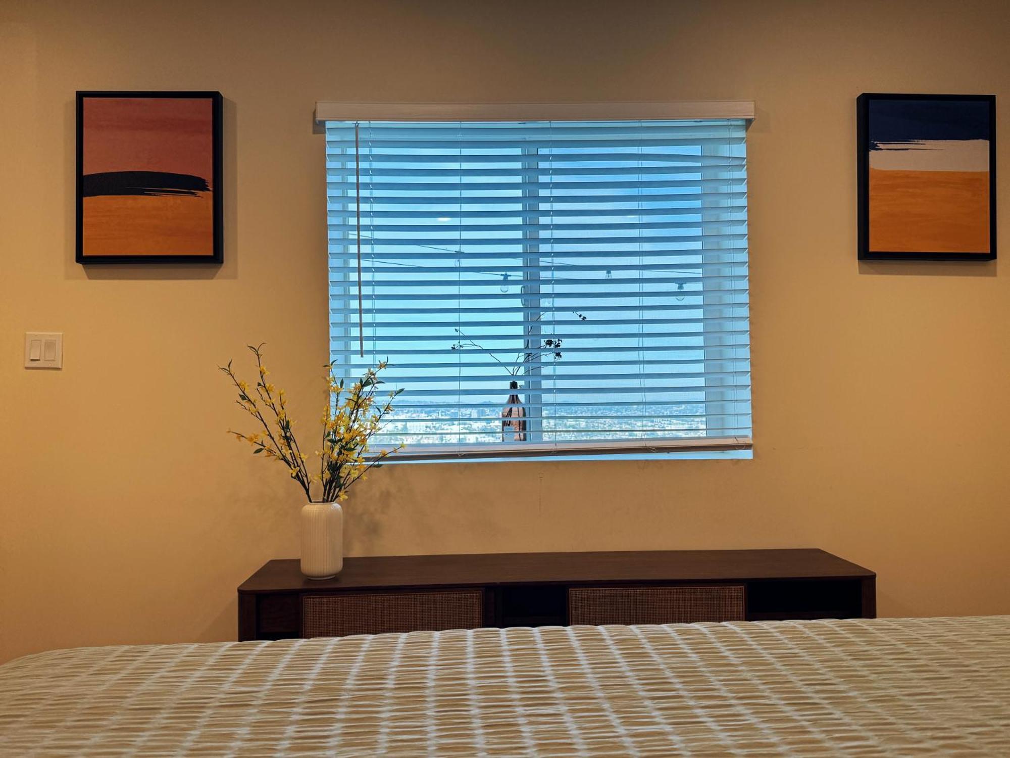 Hollywood Hills Haven-Guest House Лос-Анджелес Экстерьер фото